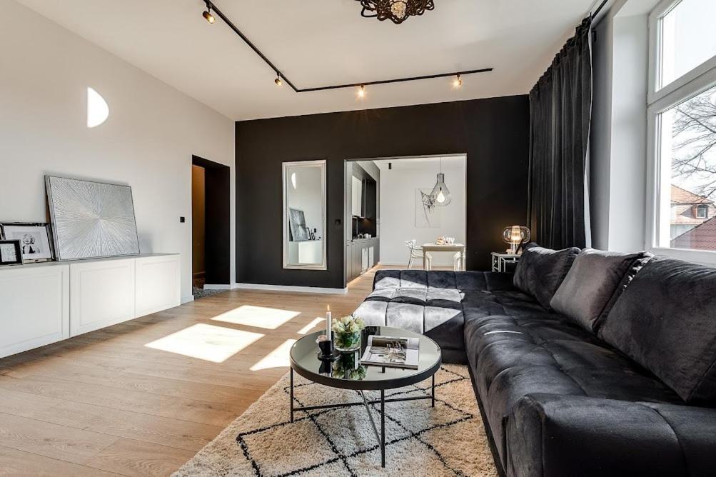 Jan III Sobieski - Luksusowy Apartament L Z Darmowym Prywatnym Parkingiem グリヴィツェ エクステリア 写真